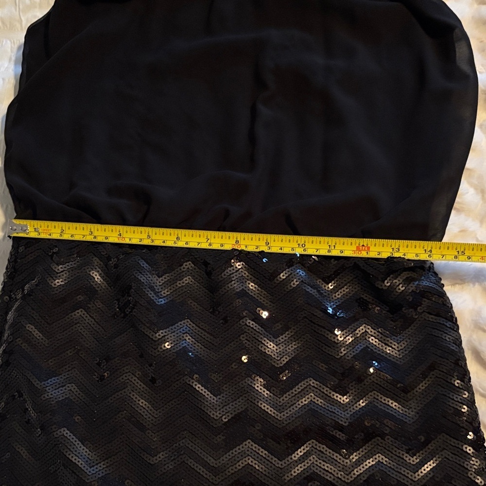 Guess Black Halter Dress with Chevron Skirt Y2K - Picture 11 of 11